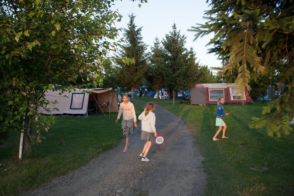 Camping 2000 Januv Dul Exterior foto